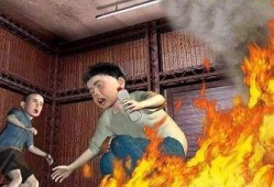 网友爆料熊孩子玩火视频,网友视频曝光引发关注