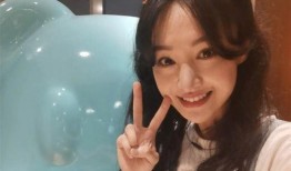 郑爽又被爆料啦视频播放,视频播放引发热议！”