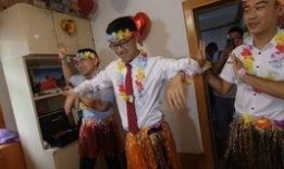 上热门爆料的视频,网友热议的惊人内幕曝光！