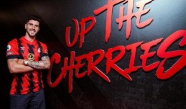 英超联盟爆料最新消息,联盟内部动态及转会传闻揭秘