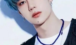 娱记爆料王一博躲避狗仔视频